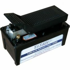AME International Titan Air-Hydraulic Pump, 5,500 PSI, 2.5 Quart