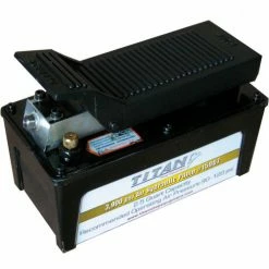 AME International Titan Air-Hydraulic Pump, 3,900 PSI, 2.5 Quart